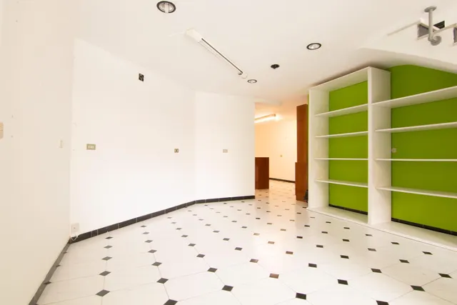LOCAL COMERCIAL EN VENTA EN CALLE BENIGAFULL — 7