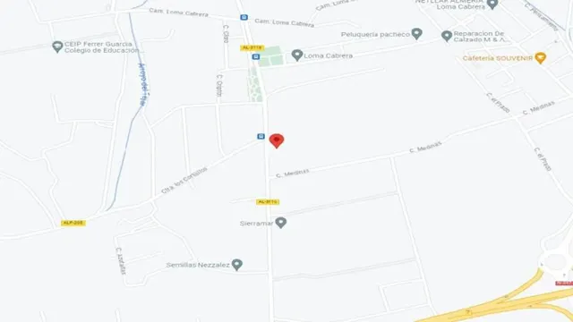 Casa ocupada en venta en La Cañada de San Urbano