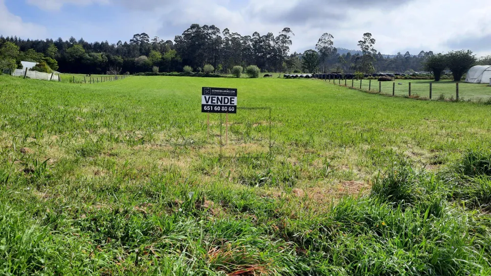 Finca edificable para unifamiliar en Mosende, Valdoviño