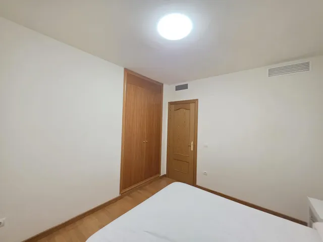 CASA ADOSADA DE 6 habitaciones EN VILAFORTUNY — 25