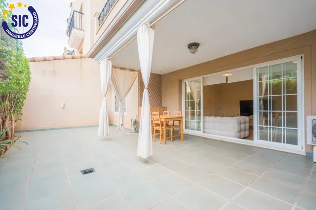 Vive al exterior: planta baja con dos terrazas en Torre en Conill — 16
