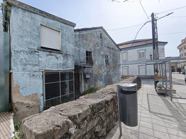 Casa en Ruina con solar edificable en pleno centro de Caldas - foto 2