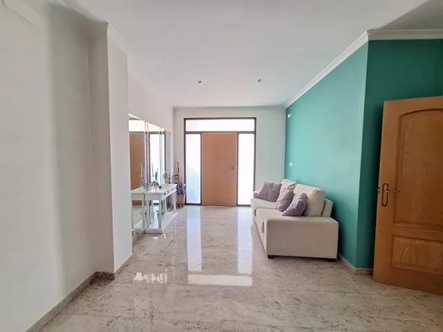 Casa familiar en el centro de Pinoso con gran garaje y potencial de negocio | ¡Solo 780 €/m2! — 12