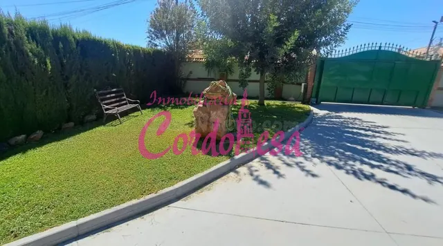 MAGNIFICA VIVIENDA DE 2 PLANTAS CON PISCINA EN ZONA EL HIGUE - foto 5