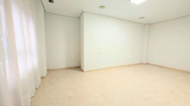 ¡oportunidad única: planta baja semi nueva, 95 m2, Elche, zona toscar, vivienda de esquina, totalmente exterior, entrada independiente! — 13