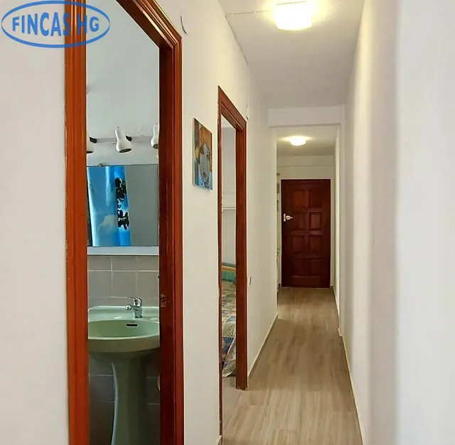 EXCLUSIVA. Benalua- ultima sexta planta con ascensor. — 20