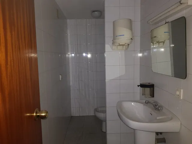 MAGNIFICO Y GRAN LOCAL EN PLENO CENTRO DE CÓRDOBA CAPITAL — 14