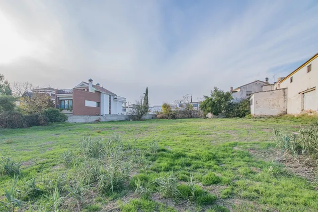 OPORTUNIDAD EN VENTA DE SOLAR URBANO EN PELIGROS — 12