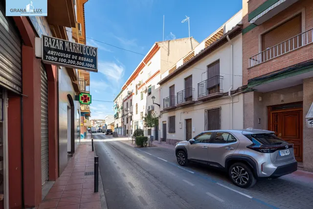 SUELO URBANO EN CENTRO DE PELIGROS — 2
