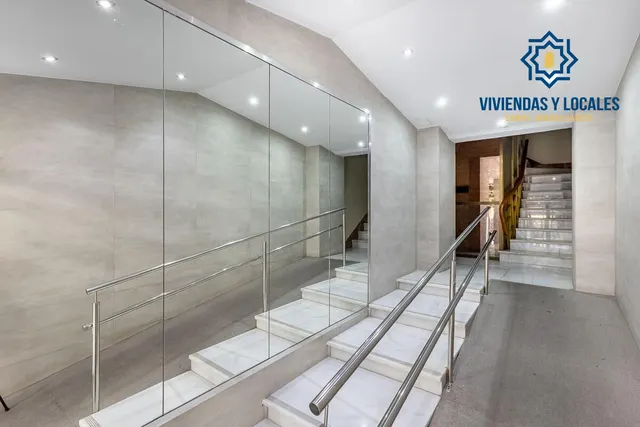GRAN PISO EN CALLE RECOGIDAS — 36