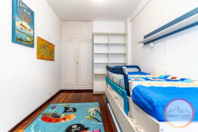 ✨ ¡amplio piso de 4 dormitorios con  terraza en pleno centro de Carballo por 178.900€! — 24