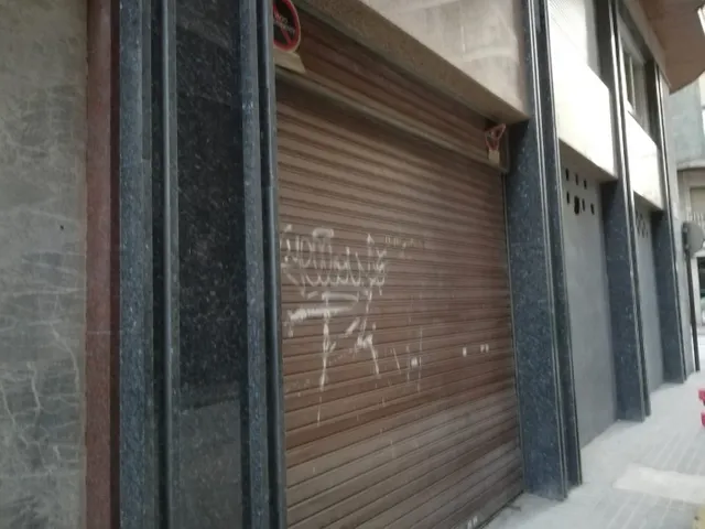 LOCAL CON MUCHAS POSIBILIDADES — 7