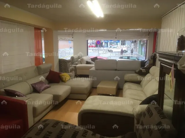 VENTA DE LOCAL CON 480 M2, JUNTO AL PARQUE PICASSO. — 6