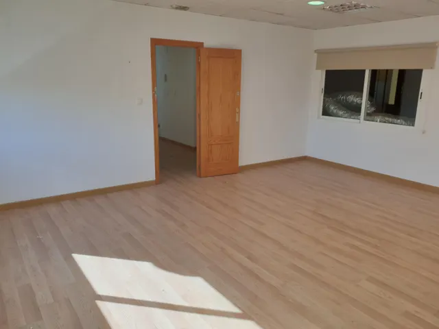 NAVE EN VENTA — 30