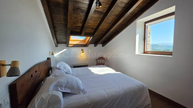 🏡  Casona rústica en Ruiloba con vistas al mar: amplitud, carácter tradicional y máxima versatilidad residencial — 38