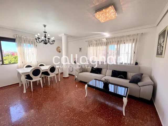 Dúplex 4 habitaciones 125m² en alquiler - LEixereta