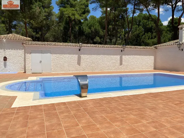 ESPECTACULAR CHALET EN PINARES DEL JUCAR — 14