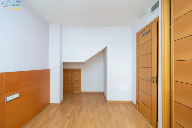 Casa exclusiva junto a Acera del Darro. Pleno centro de Granada. Seminueva y con ascensor propio — 21