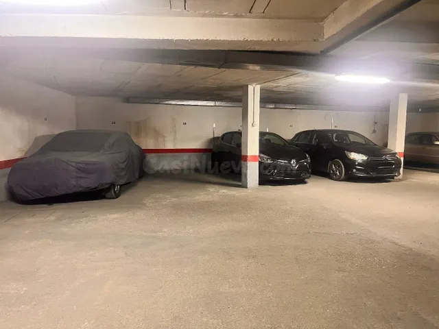 GARAJE PARA COCHE PEQUEÑO EN SANTA MARINA - foto 4
