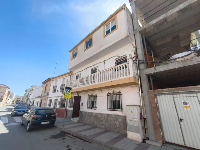 Casa en Chauchina de 4 dormitorios — 42