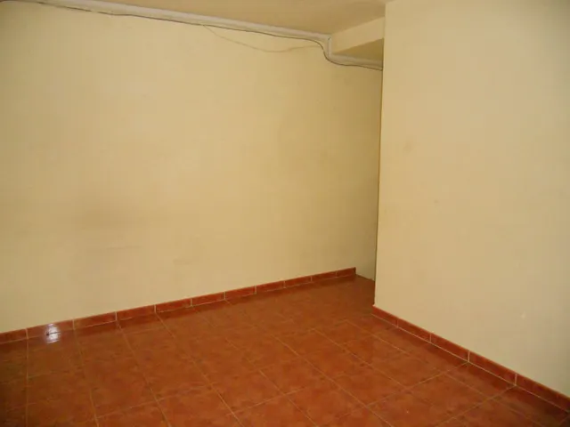 LOCAL EN UNA UBICACIÓN INMEJORABLE — 14