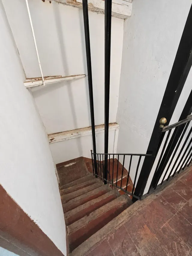 Edificio en venta en pleno centro de Tortosa: local acondicionado, división horizontal y terrado con vistas — 13