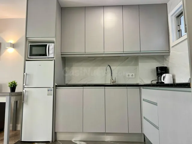 Luminoso y acogedor apartamento con piscina y parking en Pla - foto 5