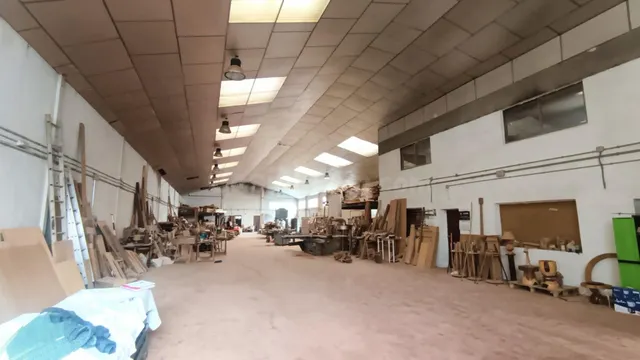 NAVE INDUSTRIAL DE GRAN TAMAÑO. IDEAL PARA ALMACEN Y/O CUALQ - foto 2