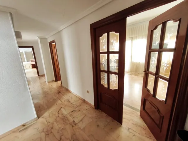 Espectacular vivienda junto Iglesia de La Magdalena, lista para entrar!!! — 13