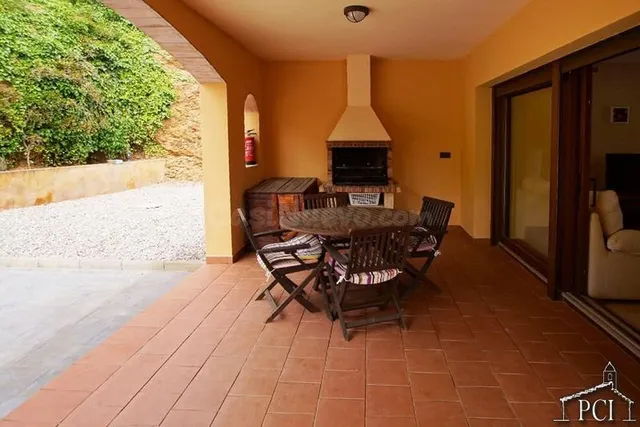 Casa con piscina privada en Begur, Costa Brava. - foto 2