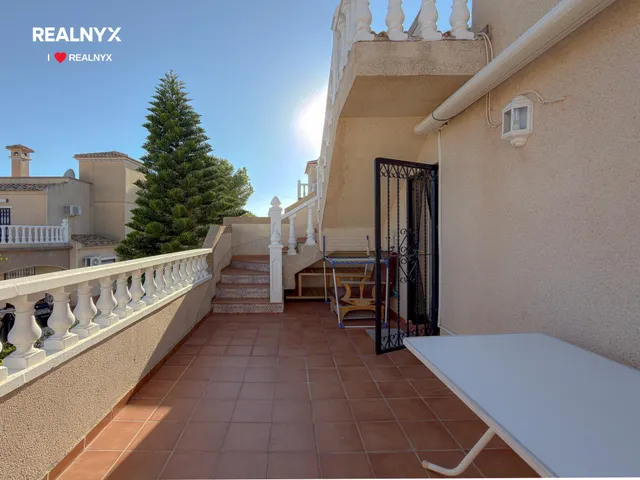Orihuela Costa! Impresionante Villa Mediterranea con generosa parcela y amplias terrazas + Solarium privado con vistas panorámicas y piscina privada — 48