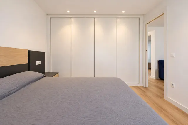 ¡LUMINOSO PISO TOTALMENTE REFORMADO, 100% EXTERIOR Y CON EXCELENTE LUZ NATURAL! — 15