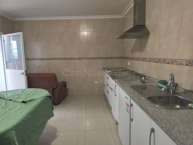 CASA EN VENTA EN VILLAFRANCA! - foto 3