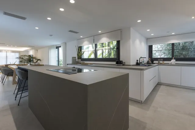 Chalet 5 habitaciones 537m² en venta - Marbella — 28