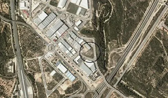 FANTÑSTICA PARCELA DE 537 M2 EN LES TAPIES LÂ´HOSPITALET DE