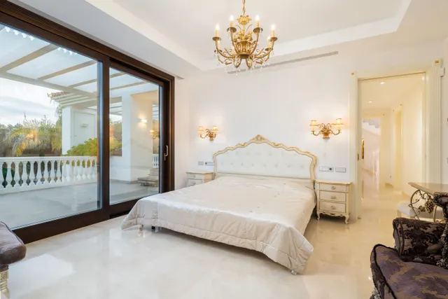 Villa 7 habitaciones 761m² en venta - Casasola — 41