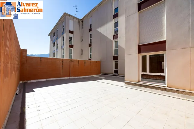 Piso en venta en Carretera de la Sierra — 15