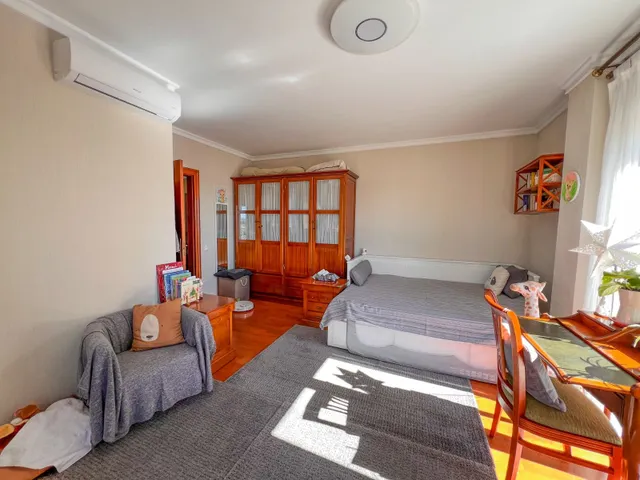 Villa 5 habitaciones 300m² en venta - Centro de la Ciudad Quesada — 28