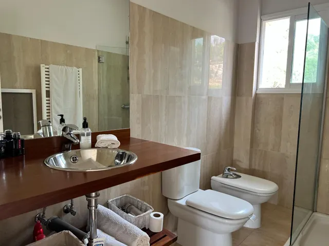 FINCA RÚSTICA EN VENTA CON PISCINA Y JARDÍN — 32