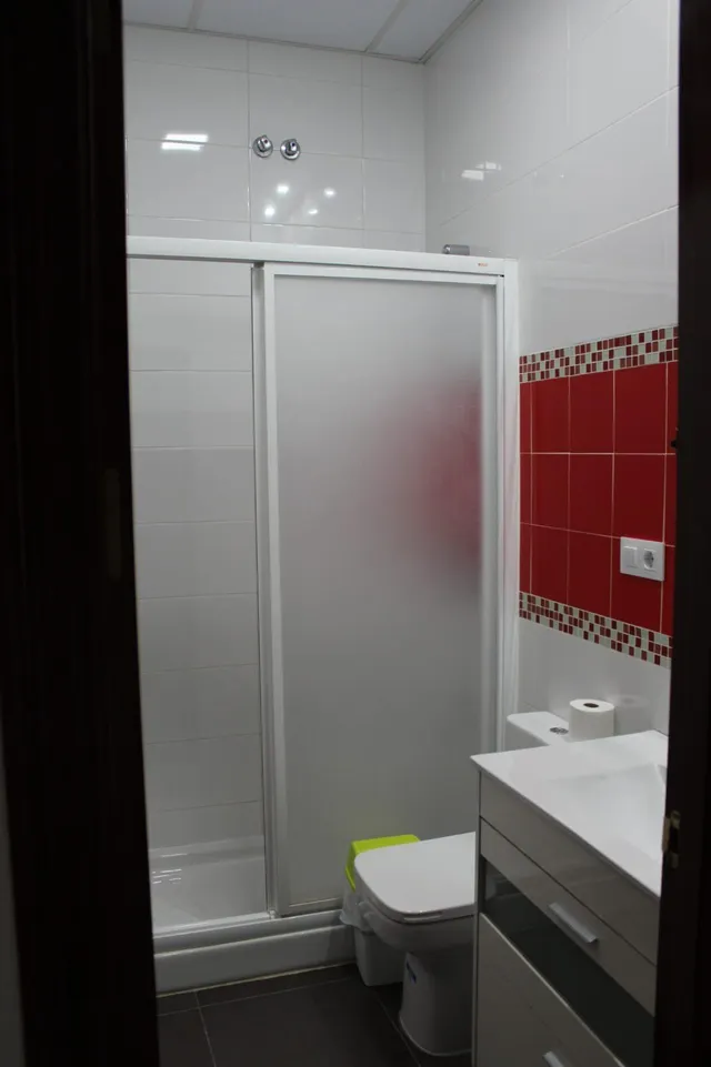 Centro Alfalfa, junto Plaza. Excelente y coqueto piso reformado y amueblado se alquila. 3 habitaciones 2 baños. — 8