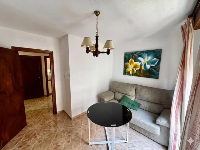 🏡✨ ¡Alquiler de apartamento en pleno centro de Granada! ✨🏡 C