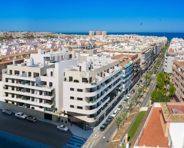 Apartamento duplex  a 300 metros de la playa. Torrevieja — 4