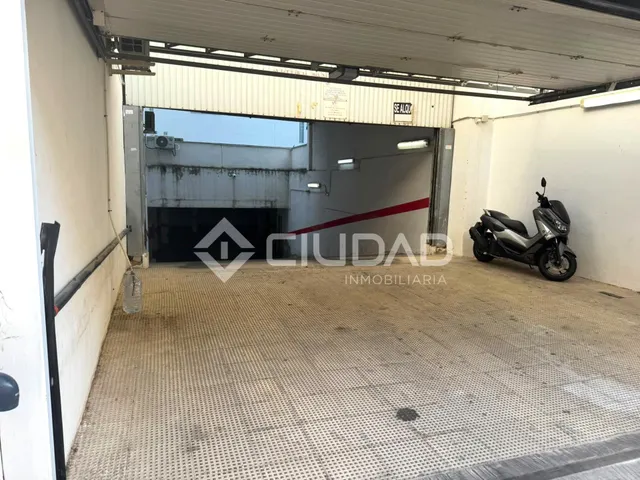 Garaje a la venta en el centro — 9