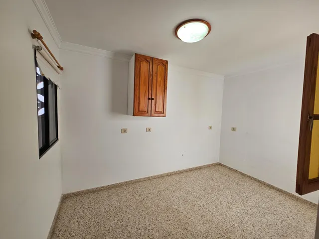 Chalet adosado en venta en Calle Misericordia — 34