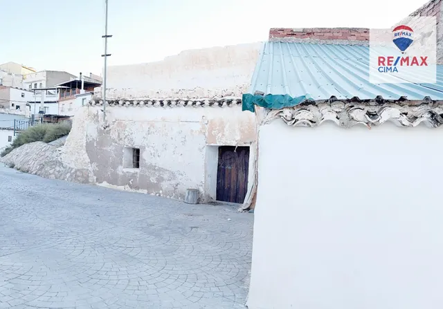 Cueva para reformar en Zújar – Barrio de San Marcos - foto 4