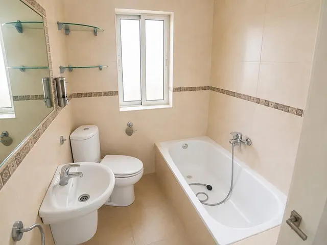 Piso en venta en Zaidín — 11