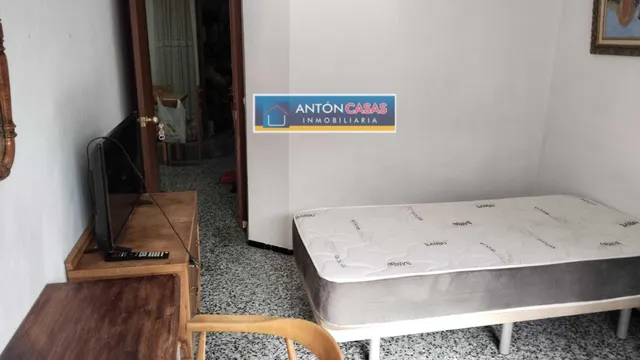 AMPLIO PISO EN ELCHE ZONA CÉNTRICA — 9