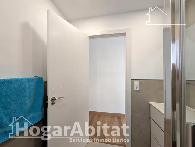 ¡REFORMADO! LUMINOSO Y EXTERIOR CON BALCÓN EN ALICANTE — 26