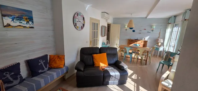 Exclusivo apartamento reformado con vistas al mar y al puerto en el corazón de L’Ametlla de Mar — 8