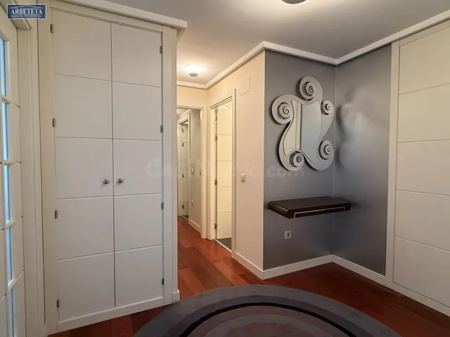 INMOBILIARIA ARBETETA VENDE MAGNÍFIO PISO DE 4 DORMITORIOS E - foto 3